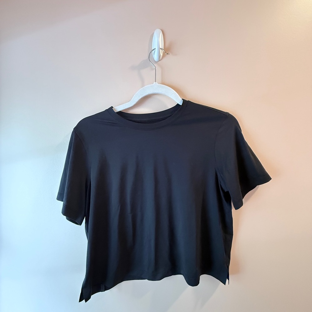 lululemon athletica Black Crop Tee